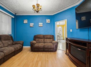 424 56th St, West New York, NJ 07093
