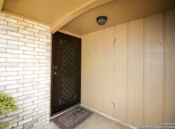 3rd image of 4710 Casa Oro St