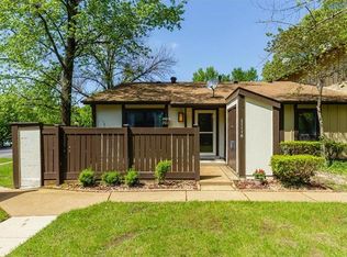 11116 Towering Pines Dr, Saint Louis, MO 63136