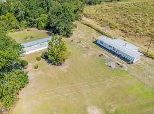 1656 Old Columbus Rd, Willacoochee, GA 31650