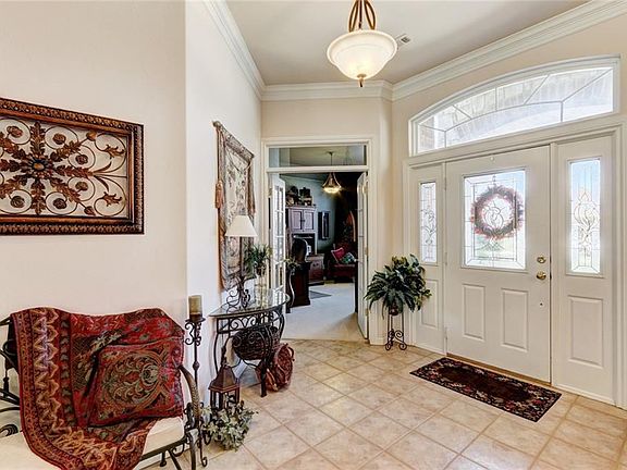 Foyer looking into the study/office.