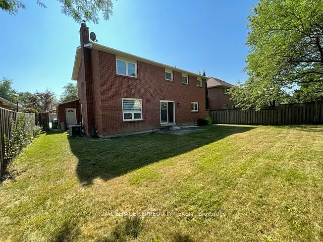 743 Fieldstone Rd — Photo 38