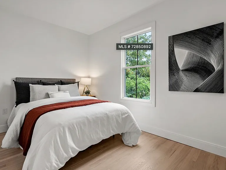 138 Centre St #6 — Photo 4