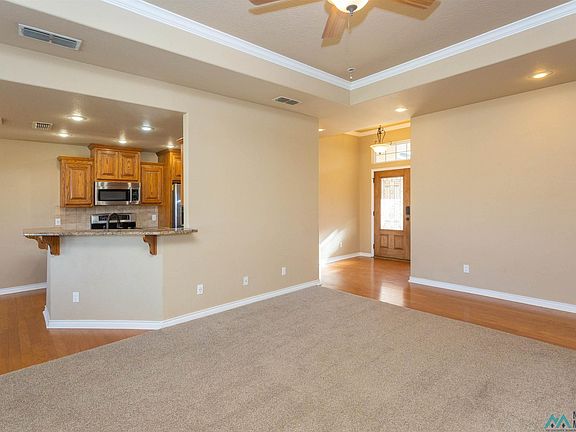5th image of 1102 Saunders Dr
