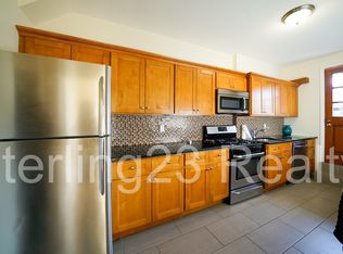 3080 43rd St #2, Astoria, NY 11103