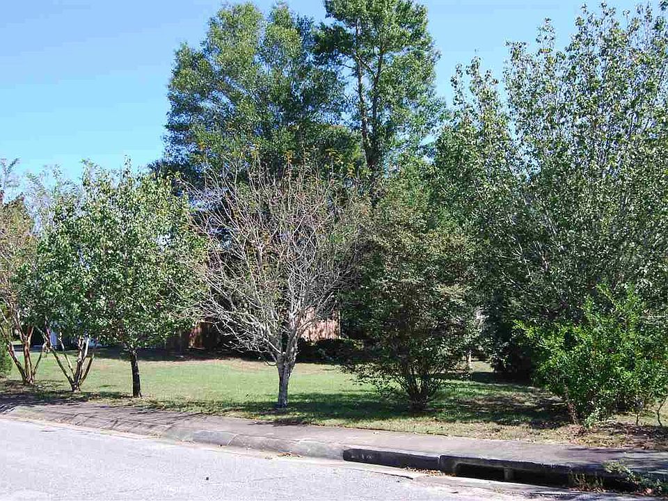 1st image of 9832 Crestmont Cir
