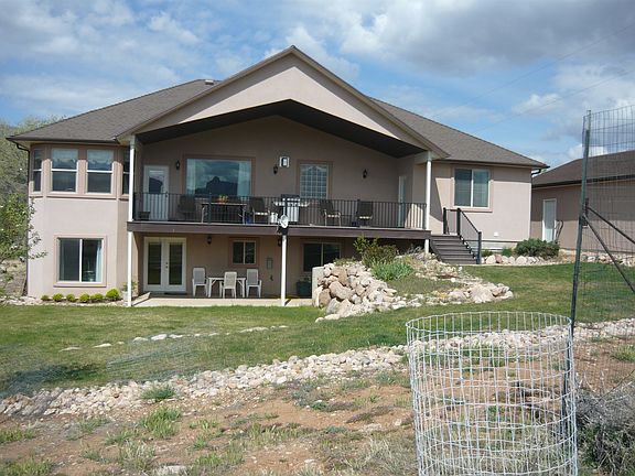 3rd image of 925 S 880 East Cir