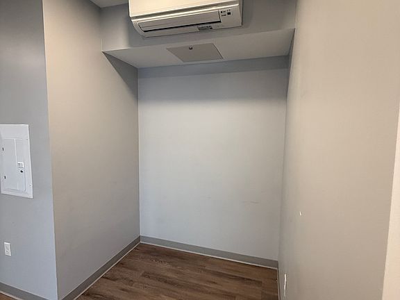 2nd image of 103 Hemenway St APT 2
