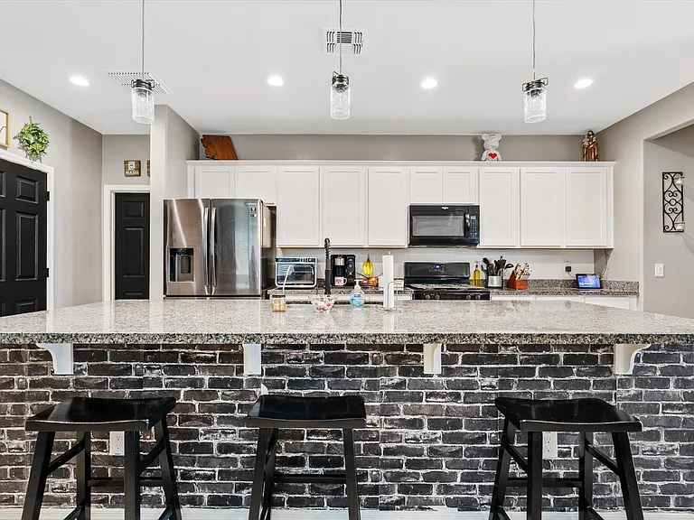 25325 S 225th Pl — Photo 3