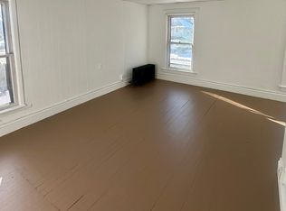 309 3rd St APT 4, Jackson, MI 49201