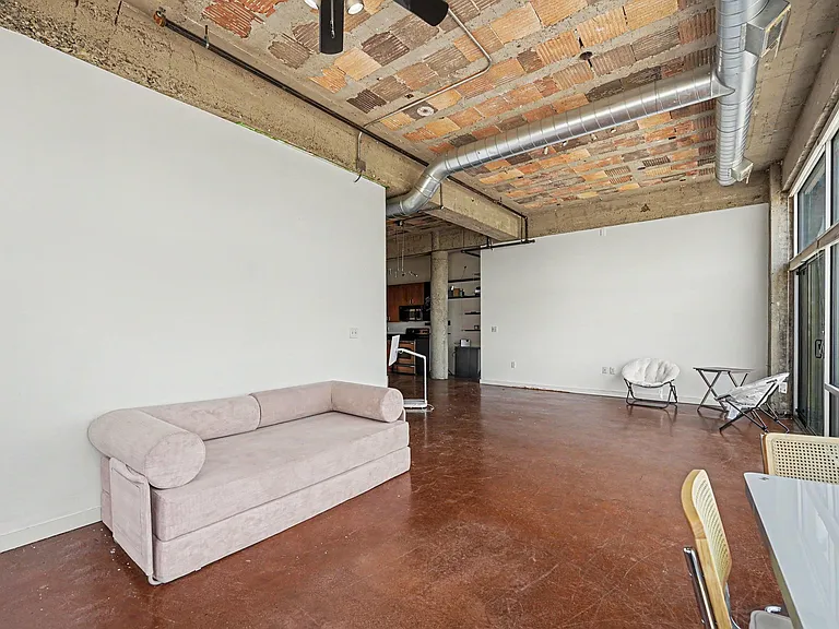 55 W Canfield St #302 — Photo 16