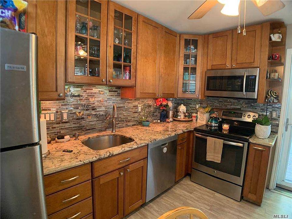 1st image of 177 E Parkview Dr