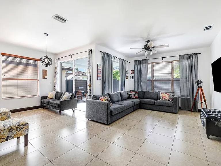 16082 SW 68th Ter — Photo 34