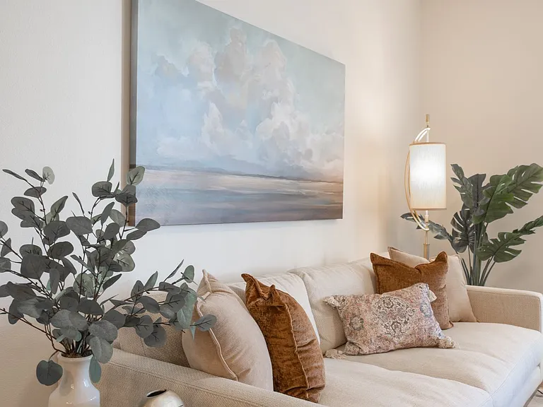 Zimmerman Luxury Apartments — Photo 6