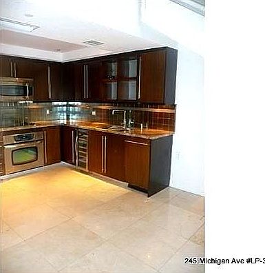 5th image of 245 Michigan Ave #3