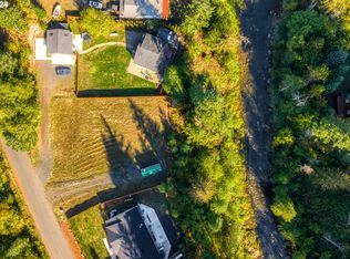 222 Edgewater Dr, Carson, WA 98610