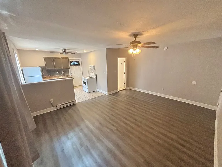 Desirable Euclid Neighborhood Apartment Building (Studio Apartments) & 2 Bedroom Single House - S... — Photo 6