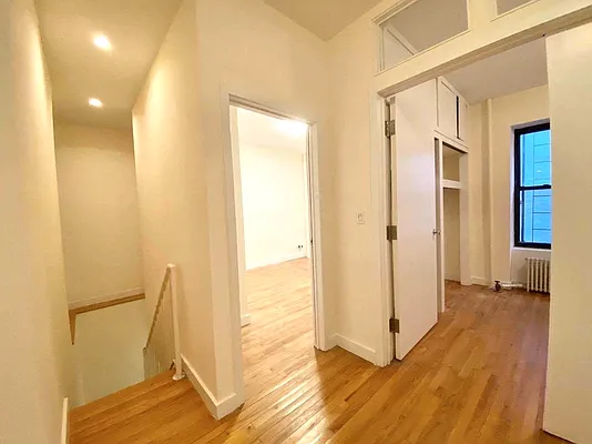 Rented by Manhattan Spaces | media 19