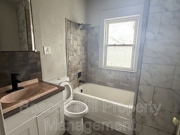 4th image of 12609 Dove Ave