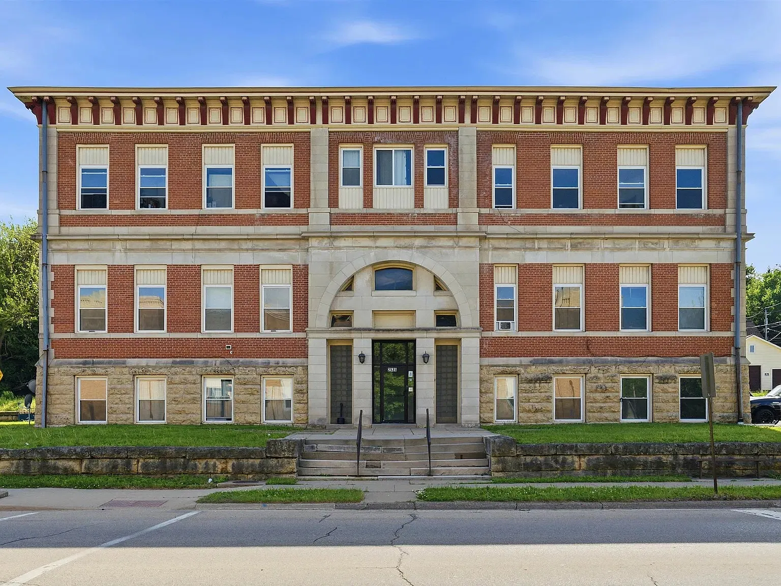 The Central Apartments — Photo 1