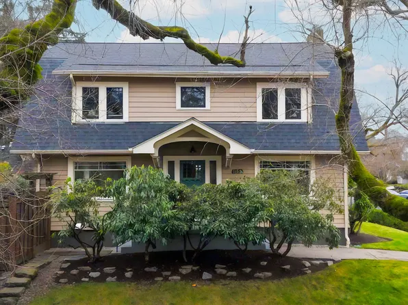 4033 NE Klickitat St, Portland, OR 97212