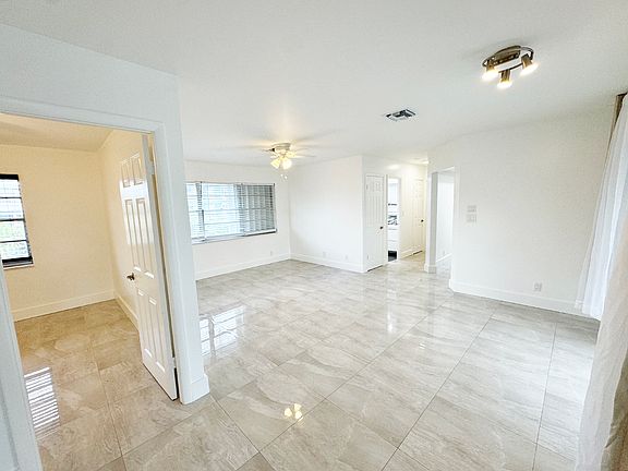 5th image of 1534 SE 15th St #10745240