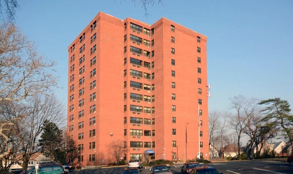 285 Maplewood Ave, Bridgeport, CT 06605 Zillow