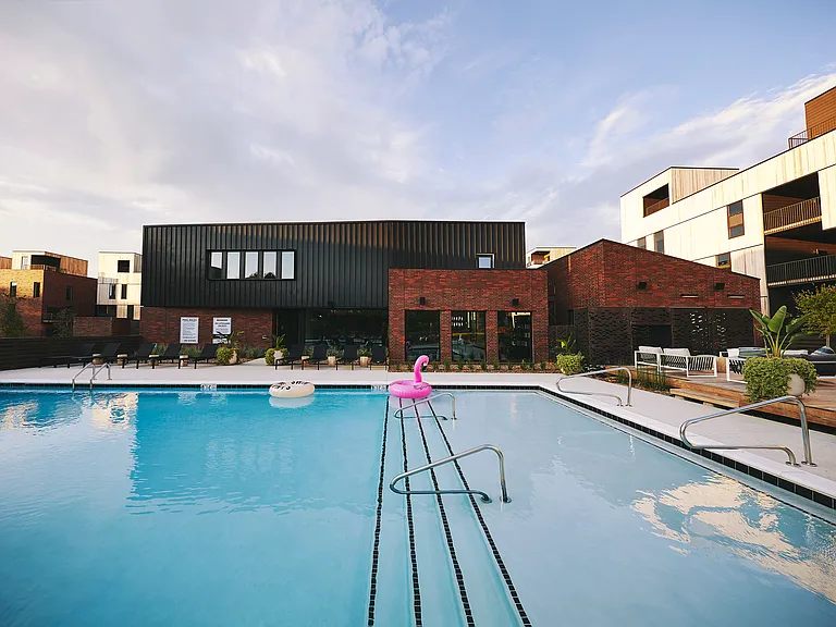 Brick Avenue Lofts — Photo 3