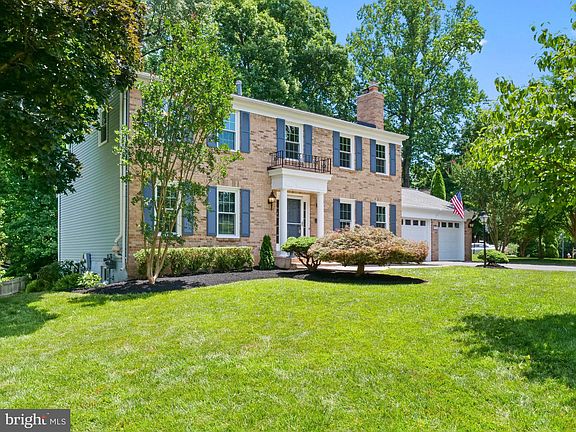 2nd image of 9228 Lake Braddock Dr
