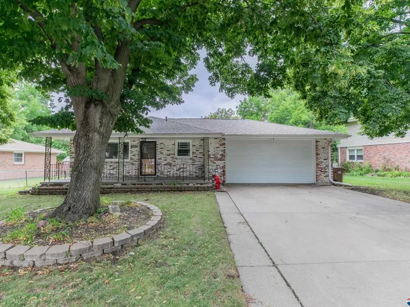 4331 S 37th St, Lincoln, NE 68516