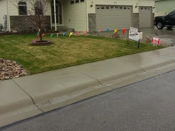 6129 Coronado Dr, Casper, WY 82609