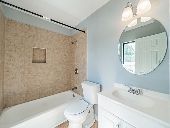 4th image of 8003 Princess Ann Dr #1