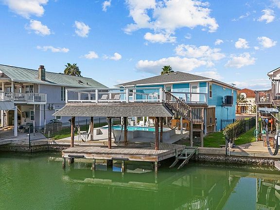 3rd image of 214 Sampan Dr