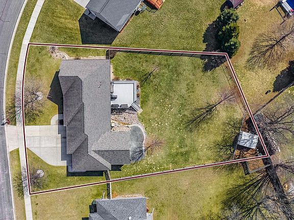 3rd image of 35 Harrison Lane