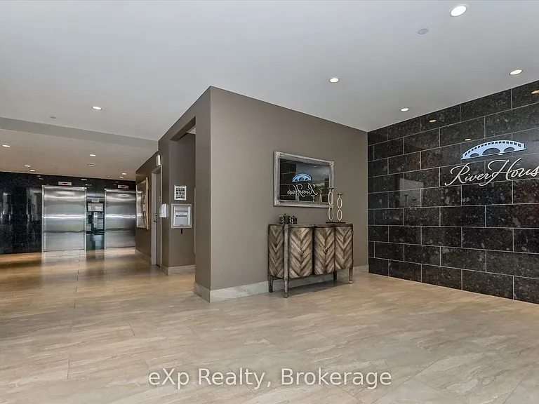 160 Macdonell St #308 — Photo 7