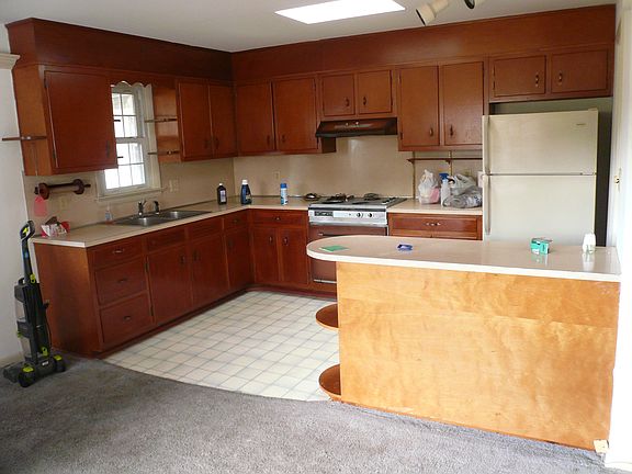 kitchen/dining