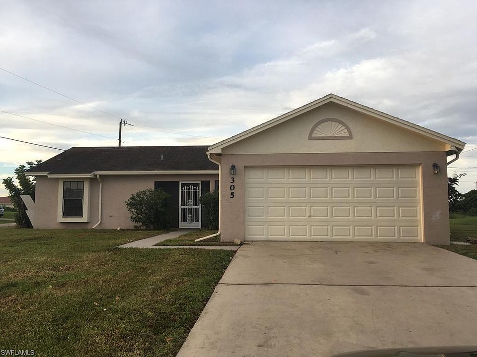1st image of 305 NE 26th Ter