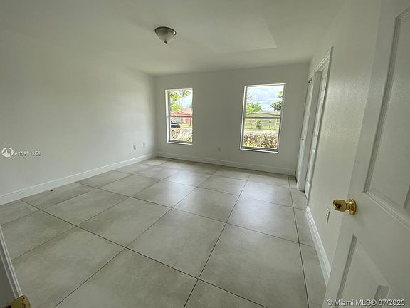 5th image of 10635 SW 171st St #10635