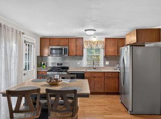 85 Edgewater Drive W, Teaticket, MA 02536