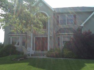 12 Taylor Ct, Parsippany, NJ 07054