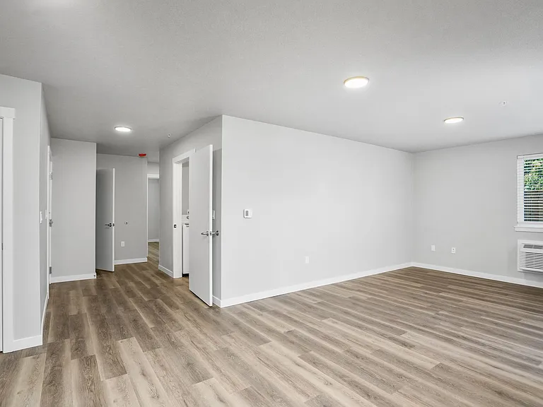 Fisher Park Apartments — Photo 21