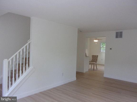 4th image of 123 Greenwood Ave