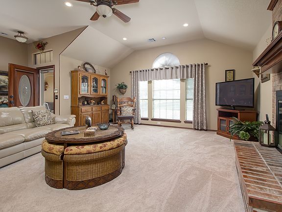 2nd image of 2951 Black Locust Ct