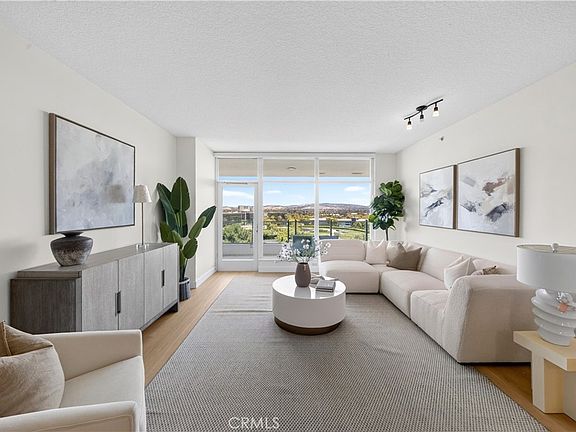 3rd image of 3141 Michelson Dr #805