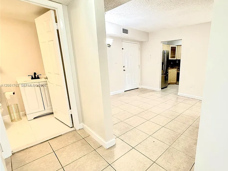 5765 W 25th Ct #402 — Photo 4