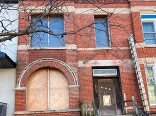 2713 W Warren Blvd, Chicago, IL 60612