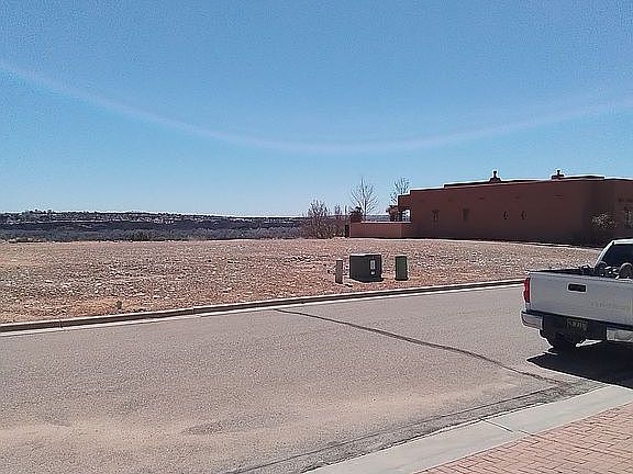 3rd image of 2824 Brittlebush Dr