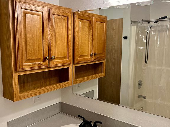3rd image of 1705 Roosevelt Ave SE #A