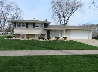 3020 190th St, Lansing, IL 60438