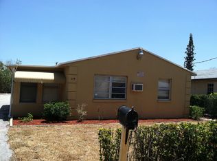 117 W 17th St, Riviera Beach, FL 33404